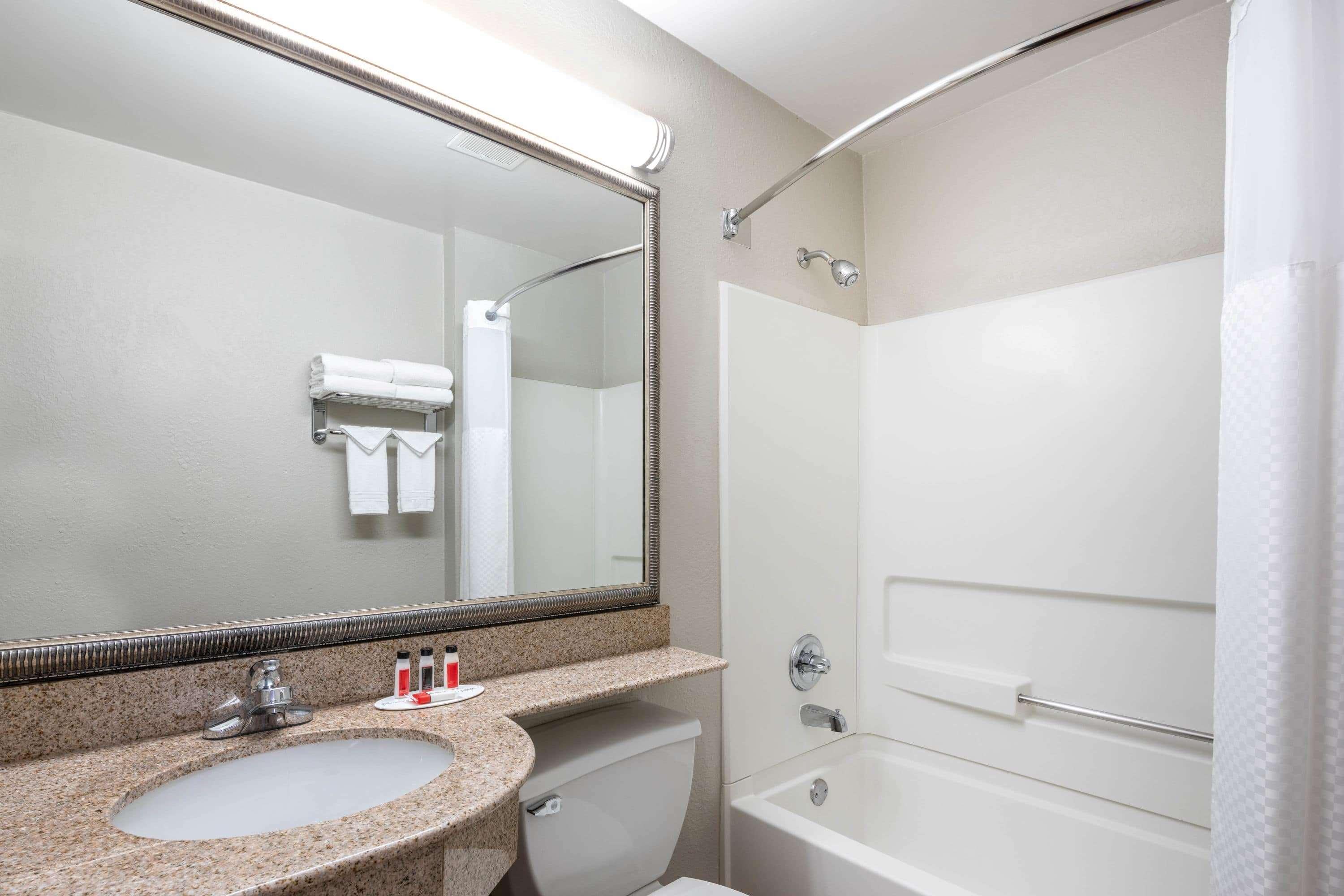 Microtel Inn & Suites By Wyndham Atlanta Buckhead Area Extérieur photo